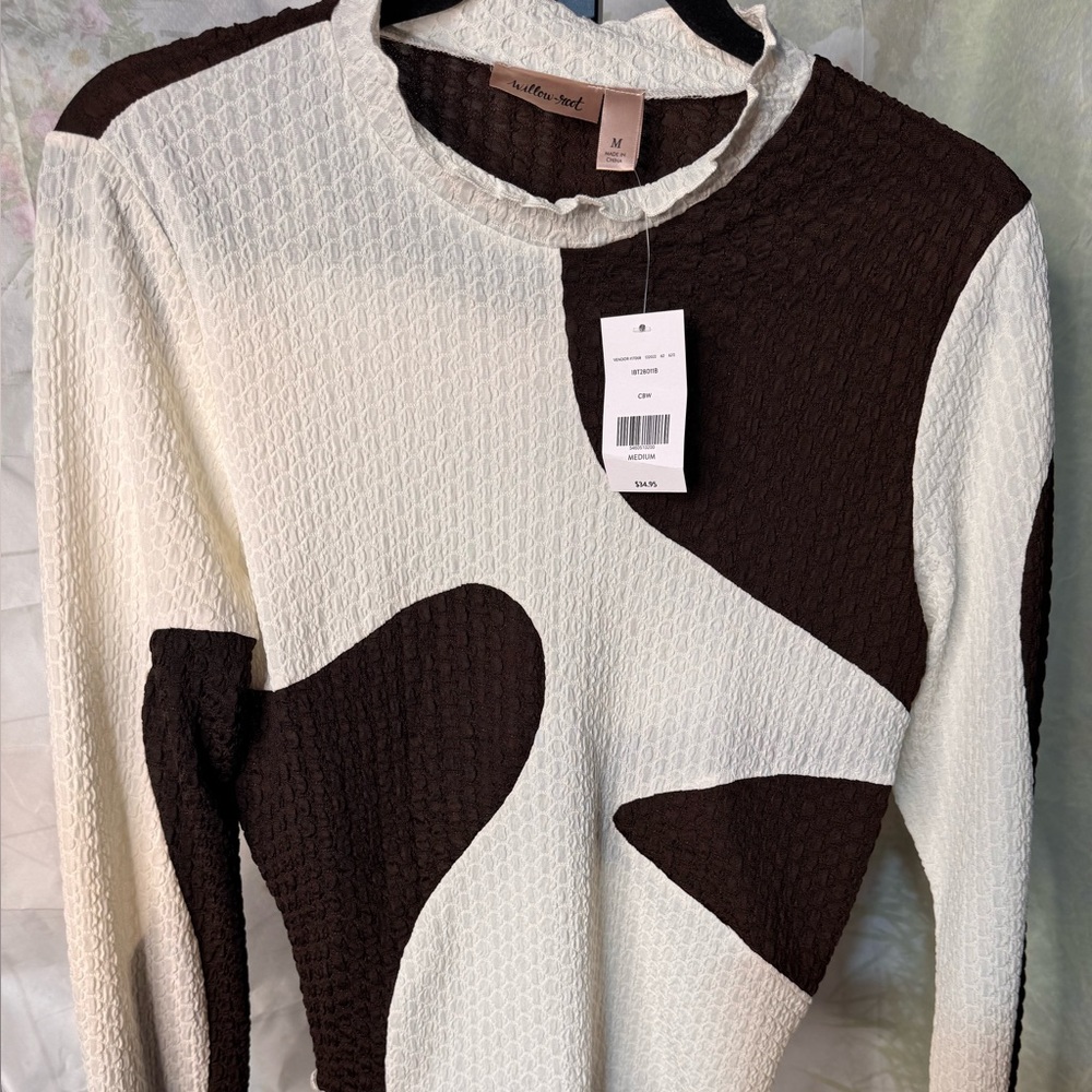 Black and White Textured Long Sleeve Top willow root size medium new